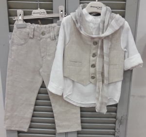Bαπτιστικά ρούχα για αγόρι κοστουμι λινό ανοιξη καλοκαίρι 2020 με γιλέκο   Μάκης Τσέλιος Makis Tselios εκρού μπεζ μποχο σαφαρι  τιμη προσφοράς