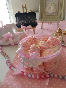 στολισμος δεξιωσης τραπεζιου βαπτισης με candy bar