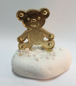 μπομπονιερα βάπτισης βότσαλο πέτρα μεταλλικό χρυσό αρκουδάκι θέμα βάπτισης ζώα της ζούγκλας