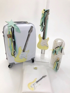 Σέτ βαπτισης αγόρι Μανάκου τρολευ κιθάρα my yellow guitar