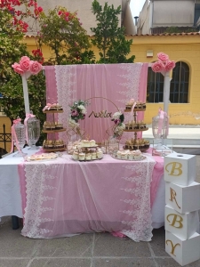Στολισμός εκκλησίας βάπτισης θέμα βάπτισης κορώνα