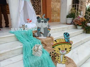 Στολισμός εκκλησίας βάπτισης ethnic boho θέμα ζώα του δάσους