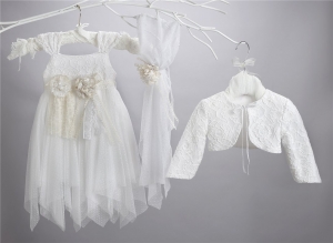 Βαπτιστικά ρούχα  για κορίτσι new life ρομαντικό φόρεμα λευκό τούλι και ζακετάκι δαντέλλα