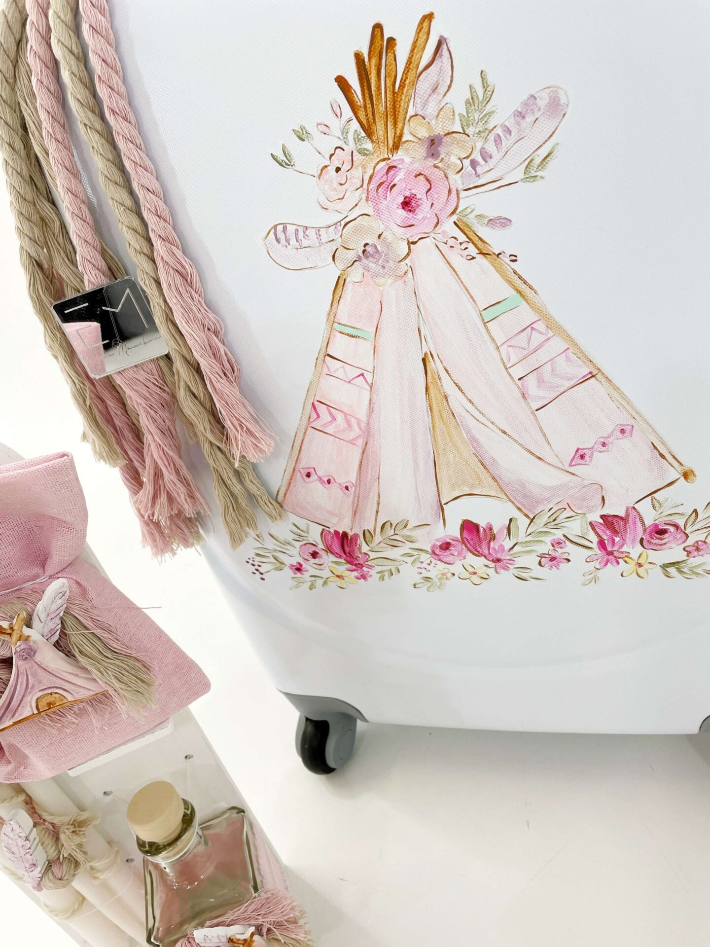 Σέτ βαπτισης κορίτσι Ελενα Μανάκου τρολεϋ Girly Flower Teepee Σκηνή